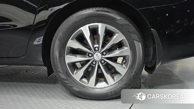 Kia All New Carnival id 4521048 из Кореи 13