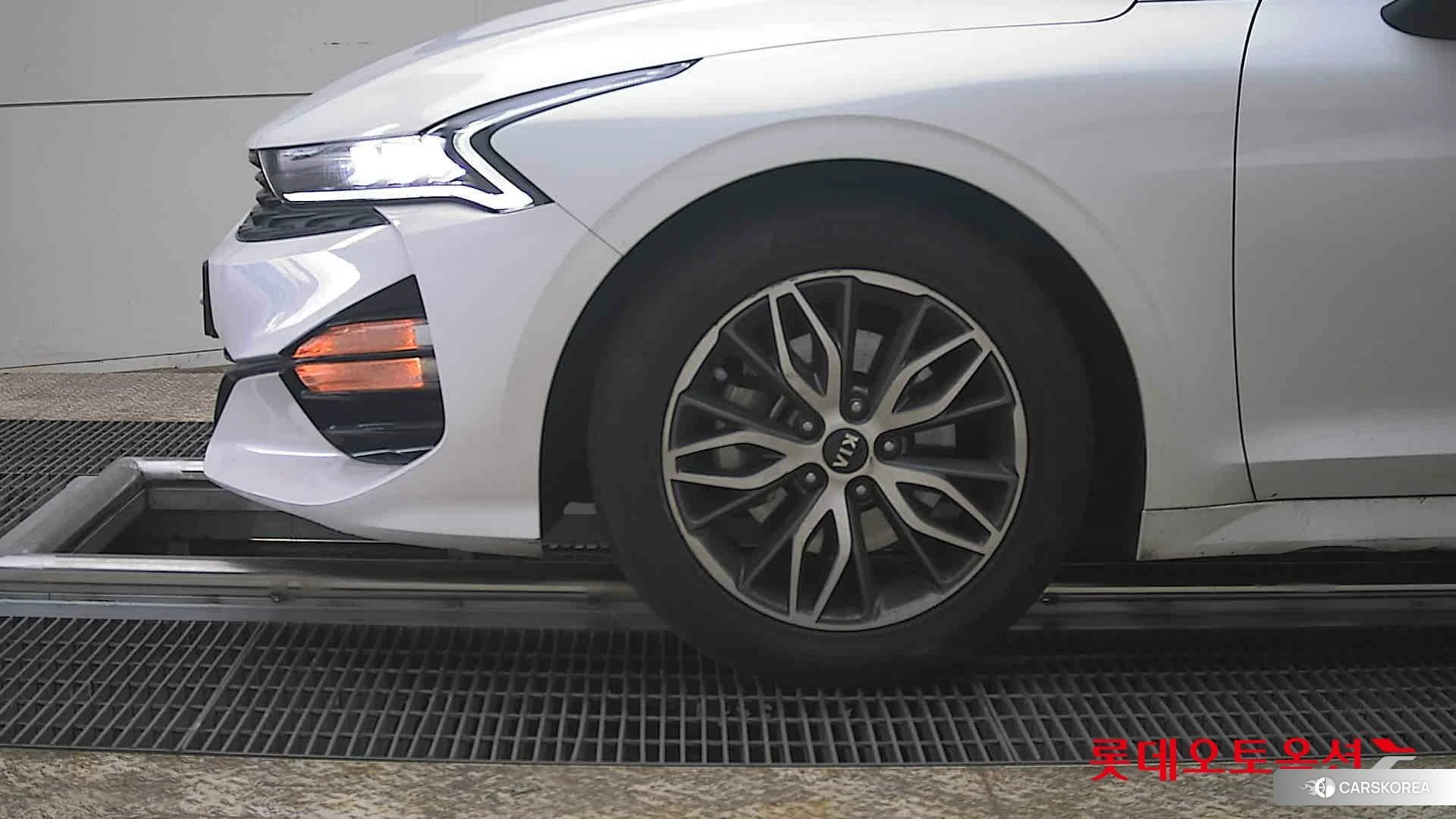 Kia K5 id 3869402 из Кореи 13