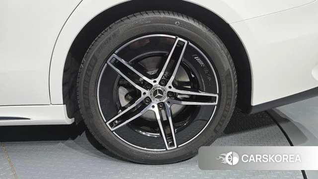 Mercedes-Benz E-Class W214 id 4474201 из Кореи 13