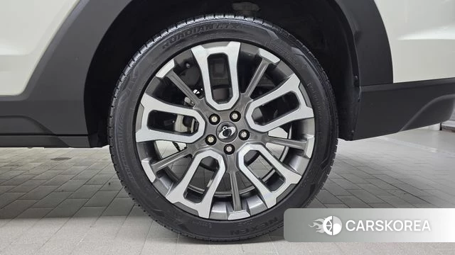 Ssangyong The New Torres id 4499648 из Кореи 13