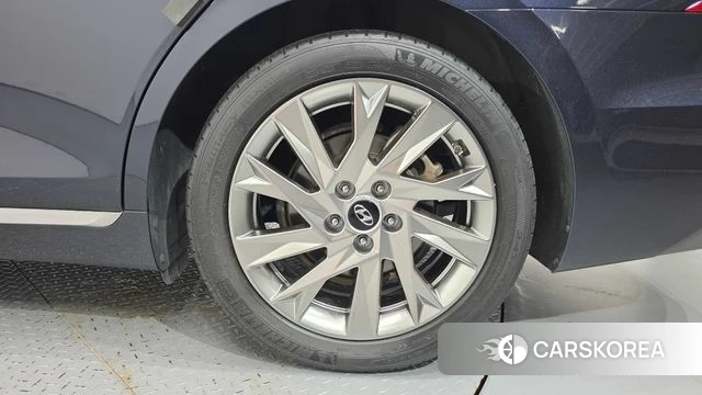 Hyundai The New Grandeur IG Hybrid id 4651136 из Кореи 13