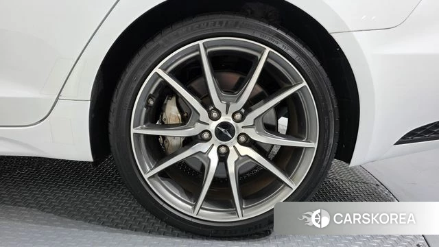 Genesis The New G70 id 4691901 из Кореи 13