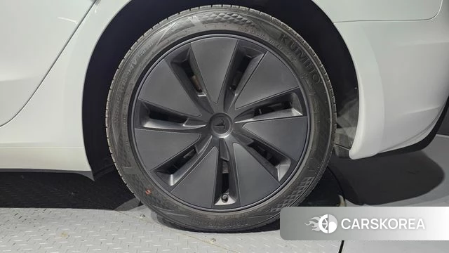 Tesla Model 3 id 4686850 из Кореи 13