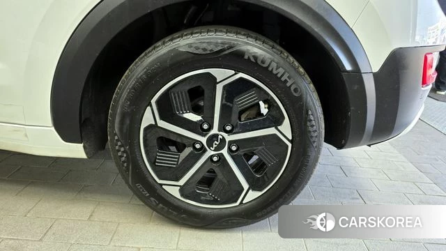 Kia Di Ol Nu Niro id 4244413 из Кореи 13