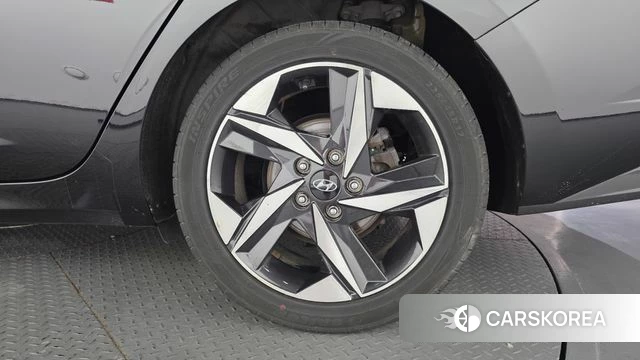 Hyundai Avante Hybrid (CN7) id 4625385 из Кореи 13