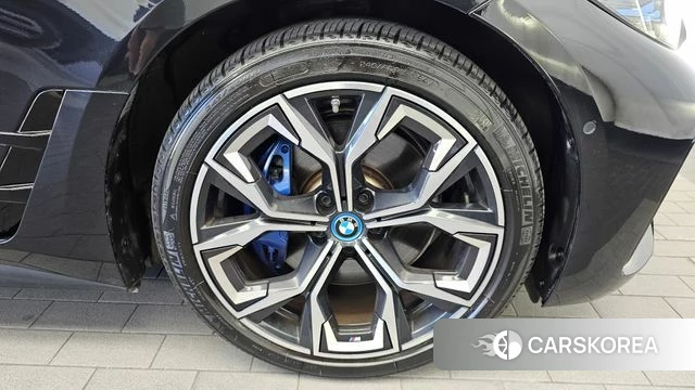 BMW i4 id 4768066 из Кореи 13