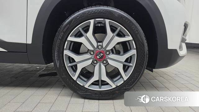 Kia Seltos id 4849330 из Кореи 13