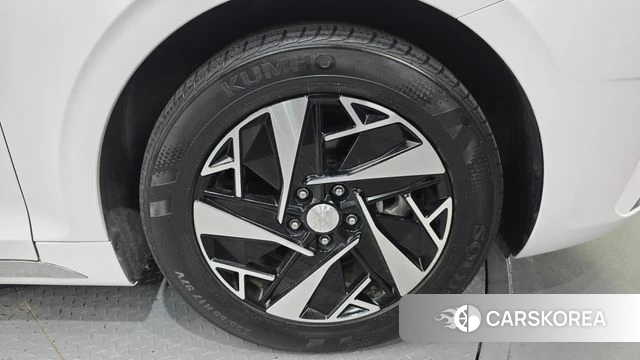 Hyundai The New Grandeur IG Hybrid id 4410530 из Кореи 13