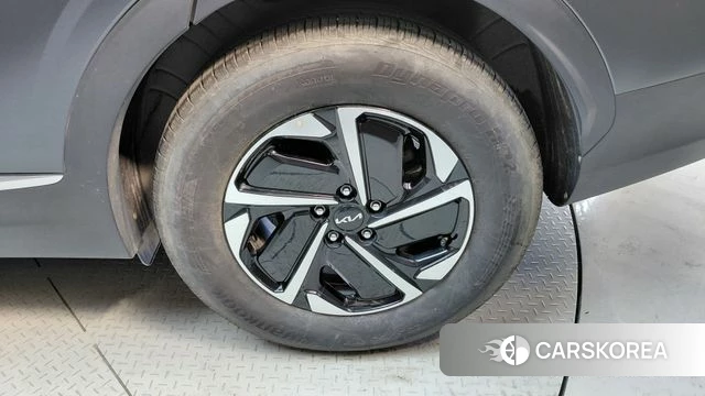 Kia Sportage 5th Generation Hybrid id 4848236 из Кореи 13