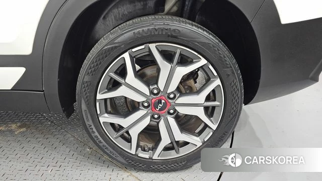 Kia Seltos id 4293342 из Кореи 13