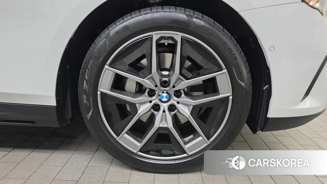 BMW 5 Series (G60) id 4516841 из Кореи 13