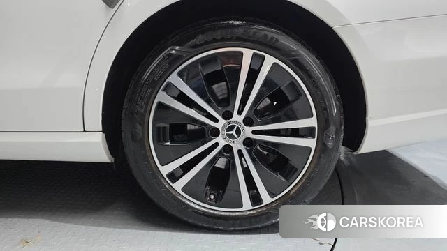 Mercedes-Benz E-Class W213 id 4303283 из Кореи 13