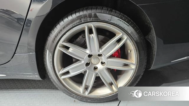 Maserati Quattroporte id 4331314 из Кореи 13