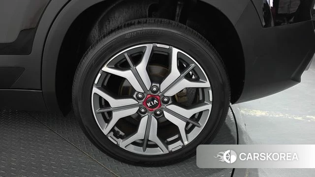Kia Seltos id 4637789 из Кореи 13