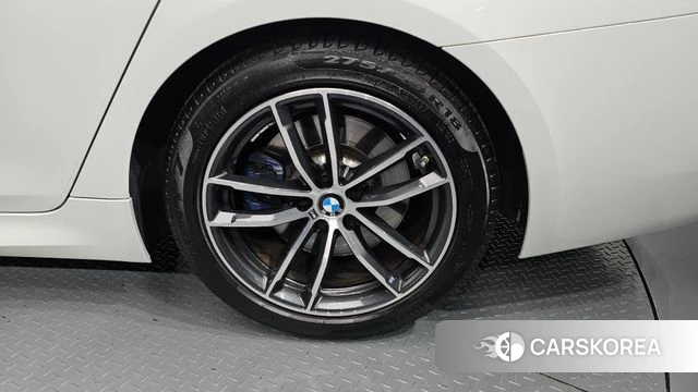 BMW 5 Series (G30) id 4470199 из Кореи 13