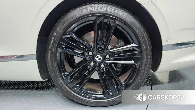Bentley Continental GT 3rd Generation id 4605013 из Кореи 13