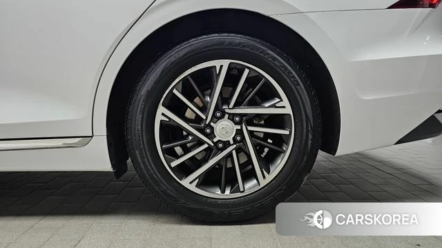 Hyundai The New Grandeur IG id 4555800 из Кореи 13