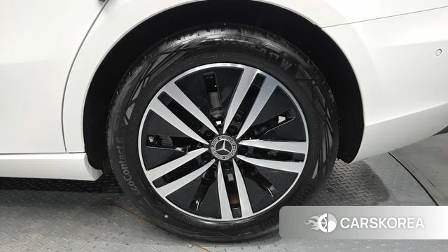 Mercedes-Benz A-Class W177 id 4433531 из Кореи 13