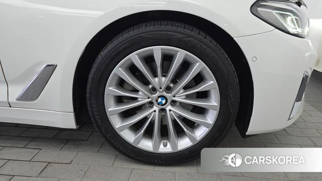 BMW 5 Series (G30) id 4507383 из Кореи 13