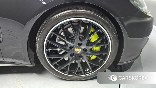 Porsche Panamera (971) id 4490426 из Кореи 13