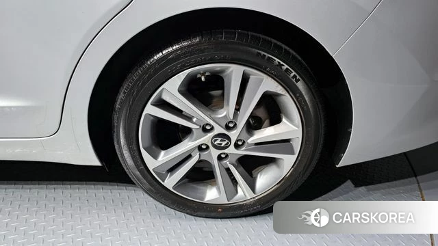 Hyundai Avante AD id 4417425 из Кореи 13