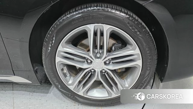 Hyundai Grandeur IG id 4424821 из Кореи 13