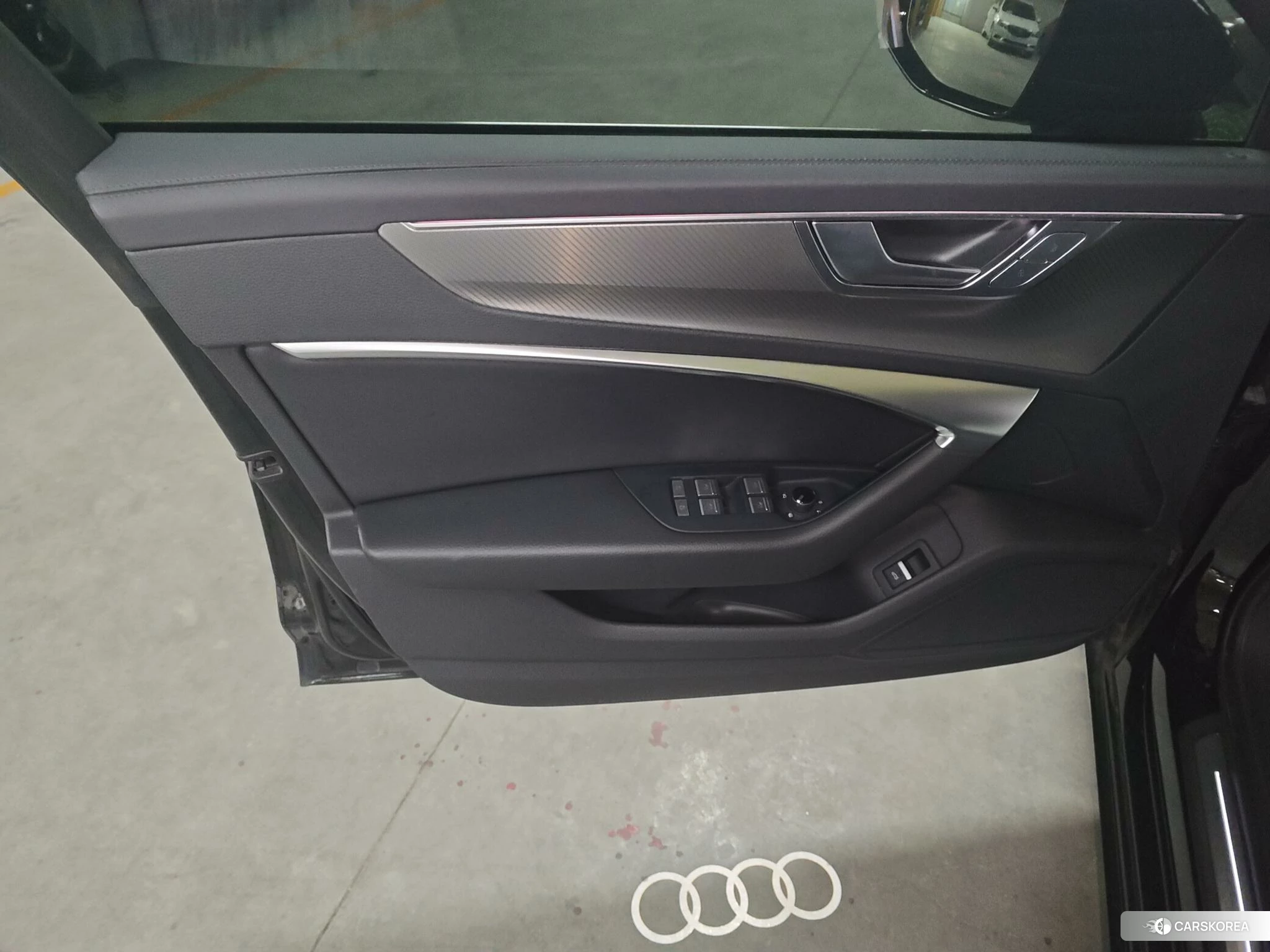 Audi A6L id 4512703 из Китая 13