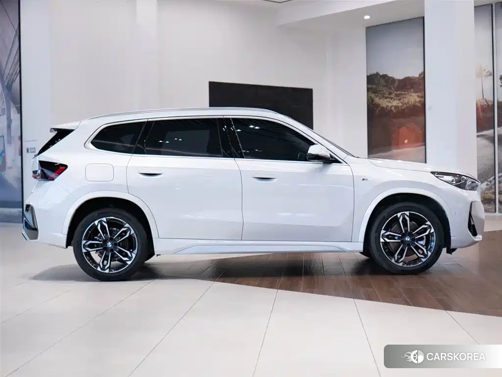 BMW X1 id 4664623 из Китая 13
