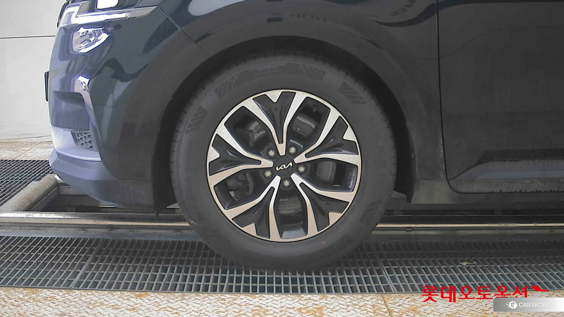 Kia Carnival id 4498434 из Кореи 13