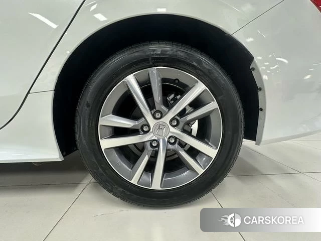 Honda Civic id 4314731 из Китая 13