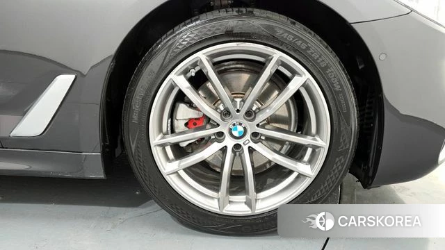 BMW 5 Series (G30) id 4304412 из Кореи 13