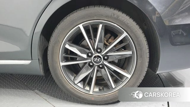 Hyundai The New Grandeur IG id 4688515 из Кореи 13