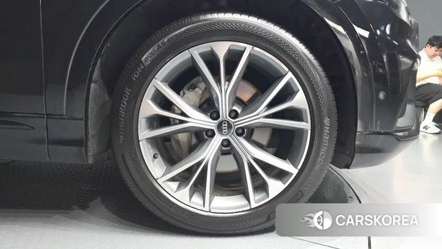 Audi Q8 (4M) id 4580014 из Кореи 13