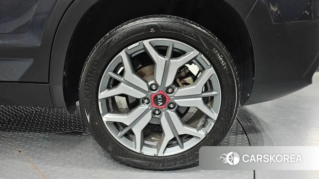 Kia Seltos id 4775776 из Кореи 13
