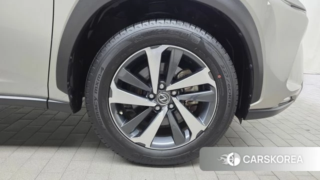 Lexus NX300h id 4764426 из Кореи 13