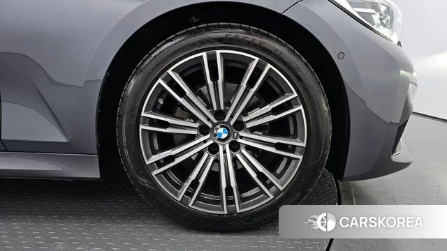 BMW 3 Series (G20) id 4268458 из Кореи 13