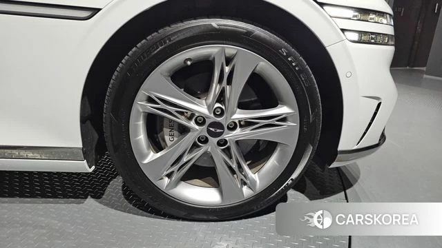 Genesis G90 (RS4) id 4534874 из Кореи 13