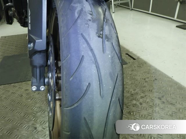 Honda CB650R id 4193909 из Японии 13