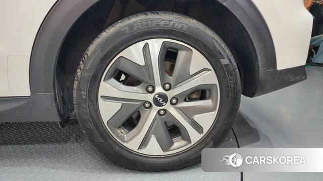 Kia Niro Plus id 4636192 из Кореи 13