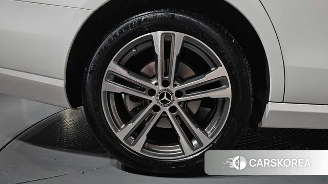 Mercedes-Benz E-Class W213 id 4783438 из Кореи 13