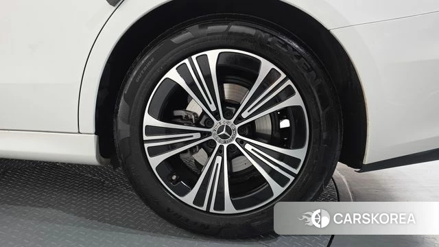Mercedes-Benz E-Class W214 id 4640173 из Кореи 13
