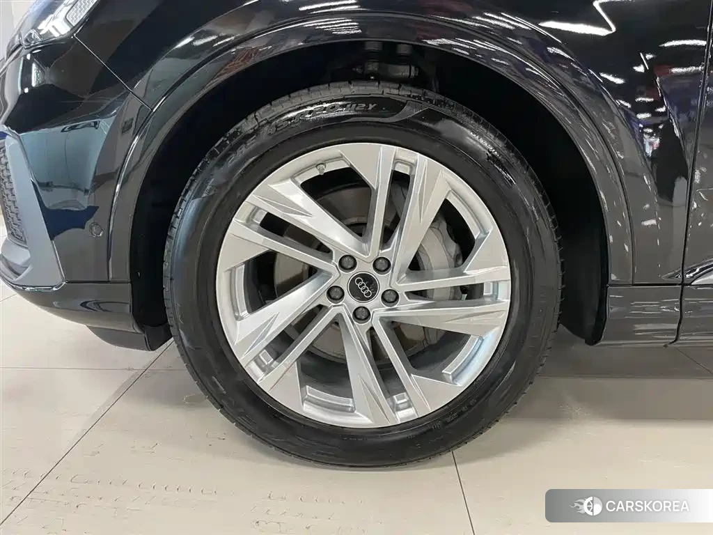 Audi Q7 id 4548190 из Китая 14