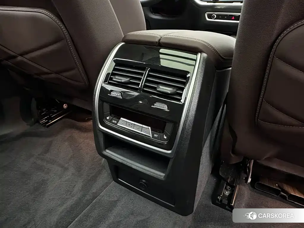 BMW X5 id 4514373 из Китая 13