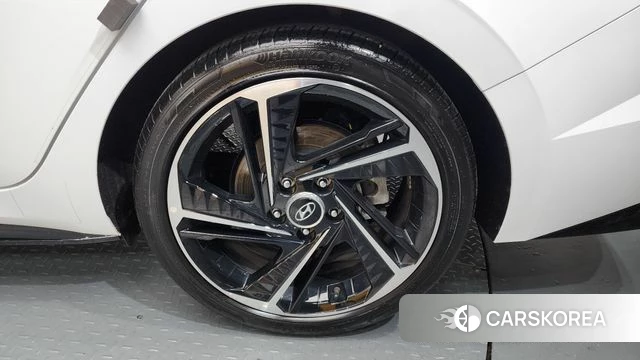 Hyundai Avante (CN7) id 4284173 из Кореи 13