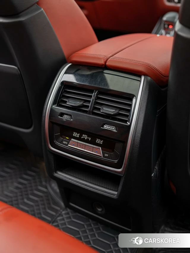 BMW X5 M id 4238646 из Китая 13