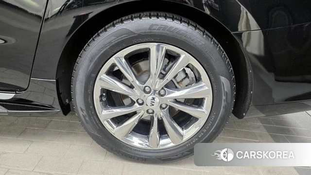 Kia The New Carnival id 4269170 из Кореи 13