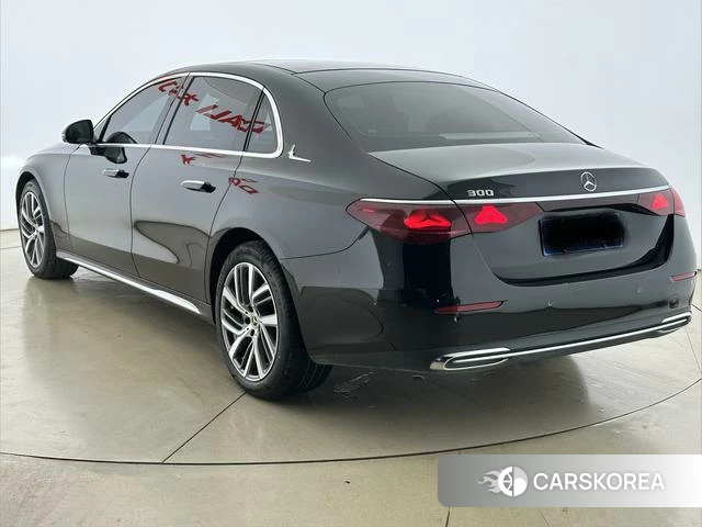 Mercedes-Benz E-class id 4260001 из Китая 13