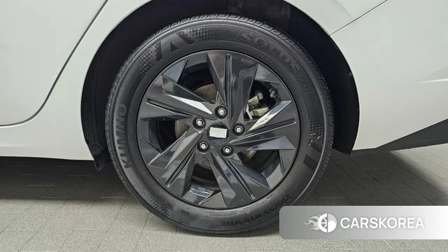 Hyundai Avante Hybrid (CN7) id 4494529 из Кореи 13