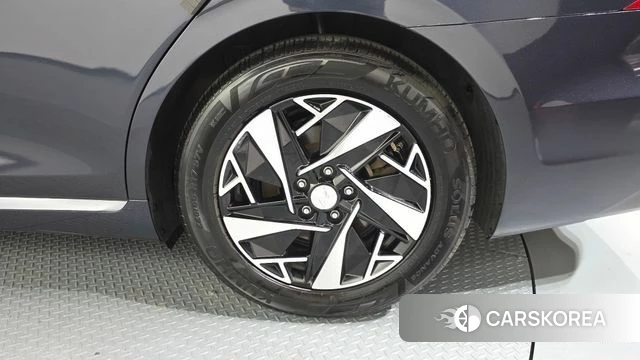 Hyundai The New Grandeur IG Hybrid id 4284691 из Кореи 13