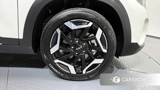 Kia The New Seltos id 4315232 из Кореи 13